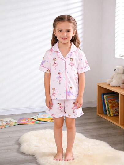 Bộ đồ ngủ 2 món dễ thương cho bé gái, màu hồng và trắng, họa tiết cô gái múa ba lê thanh lịch, áo tay ngắn cổ polo cài nút + quần short cạp chun, chất liệu nhẹ thoáng khí, thích hợp cho các kỳ nghỉ, tiệc tùng, du lịch, đồ mặc nhà mềm mại và thoải mái, món quà ngày lễ hoàn hảo cho bé gái!