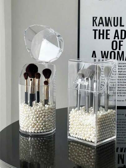 1个带盖防尘化妆刷收纳盒，亚克力材质，大容量化妆刷收纳架，多功能化妆品收纳盒，桌面配件，梳妆台配件，浴室配件，适用于梳妆台、浴室、房间、家庭、卧室，简化收纳，容量更大，材质优良，取用方便，是母亲节和情人节的理想礼物。