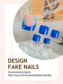 24片Y2K风格中号方形按压式脚趾甲贴纸，采用纯色藏蓝色、渐变色和蝴蝶印花图案，清新亮丽，适合度假、海滩和日常穿着，可重复使用。 - 藍色 - 查看 2