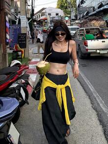 Women's Slim-Fit Solid Tank Top With Built-In Bra | Versatile Short Camisole For Street, Resort, And Hot Girl Summer Vibes - Black - View 2