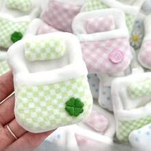 1 túi ngủ hình cỏ ba lá dễ thương cho búp bê nhồi bông, túi ngủ mini chất lượng cao cho búp bê nhồi bông - Trò chơi lãng mạn cho cặp đôi - Quà tặng hình mèo - Dành cho bé gái - Dành cho bé trai - Tương tác - Trò chơi tiệc tùng - Trò chơi - Đồ chơi Stitch, Đồ chơi du lịch, Đồ chơi giảm căng thẳng trong lớp học, Đồ chơi mini, Đồ chơi tắm, Văn phòng phẩm Giáng sinh, Bóng giảm stress, Quà sinh nhật, Quà tặng ngày lễ, Quà tặng hoàn hảo - Nhiều màu - Xem 12