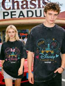 Disney 1PC Authorized Cartoon Short Sleeved T-Shirt, Cartoon Castle Pattern Washed Cotton Couple Printed T-Shirt, Very Suitable For Family Travel And Vacation. This Is A New 2026 Short Sleeved T-Shirt, An Ideal Choice For Mother's Day, Suitable For Both Men And Women. Made Of High-Quality Pure Cotton, Comfortable And Breathable. Exquisite Design Is The Preferred Gift - Người đàn ông - Xem 1