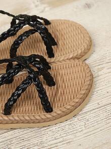 1双女童编织镂空PU系带平底休闲凉鞋，适合日常穿着/海滩度假 - 黑色 - 查看 6