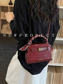1个鳄鱼纹压花PU材质围巾手提包，金属扣女士单肩斜挎包，适合日常外出、约会、通勤。 - 酒紅色 - View 5