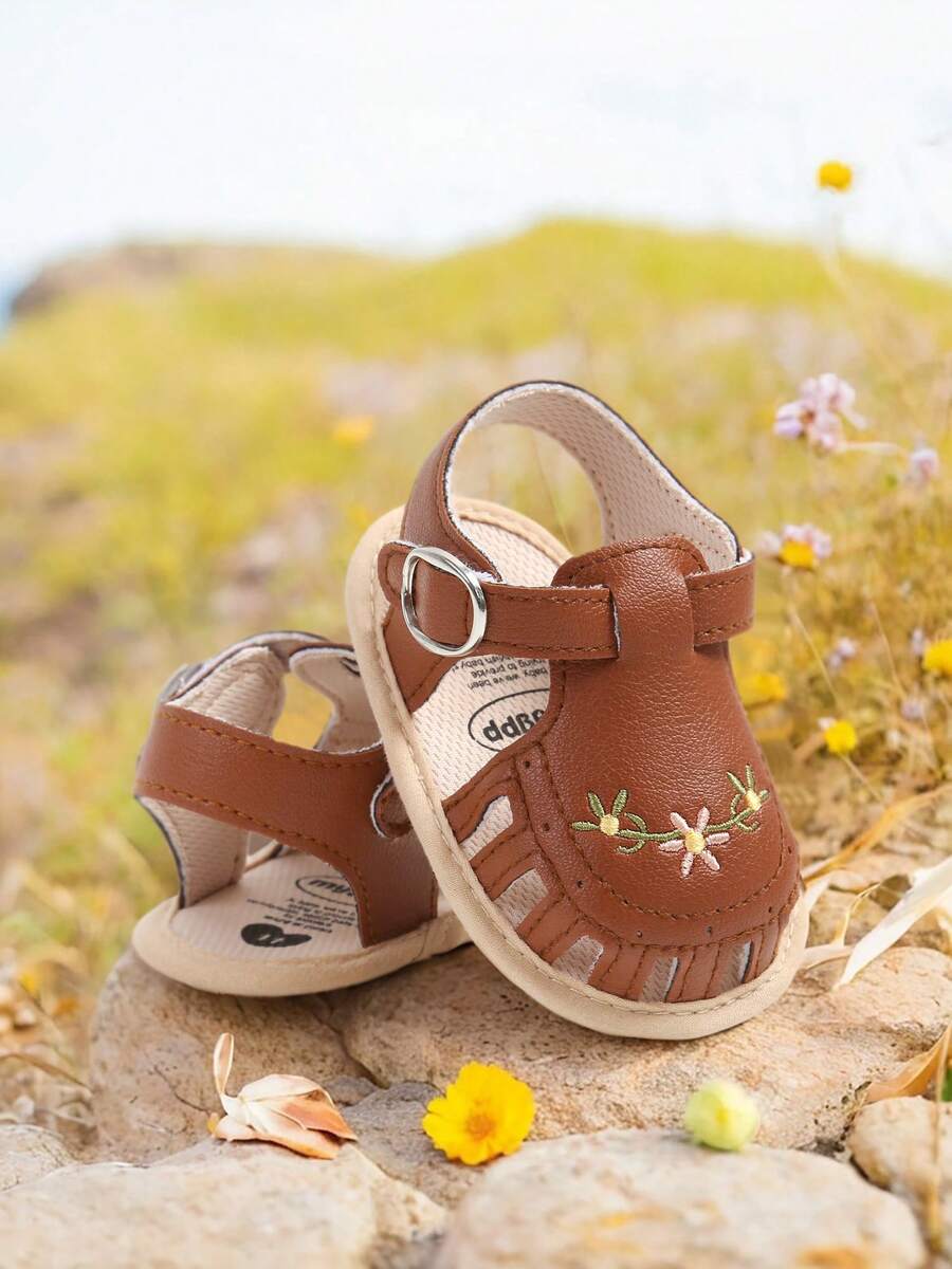 Infant Girls' Summer Sandals, Outdoor Toddler Shoes, Elegant White Embroidery