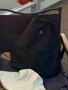 返校通勤背包，适合大学生和高中生，防水、轻便、串珠装饰、抽绳封口、大容量，休闲学生书包（女士款） - 黑色 - 查看 3
