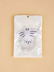 这是一款逗猫棒，是猫咪玩耍和娱乐的绝佳玩具！它采用柔韧的网状材质，搭配清脆的纸片和活泼的铃铛，发出“嘘”的沙沙声和“叮咚”的叮当声，瞬间吸引猫咪的注意力，激发它们的狩猎本能。同时，它还能让猫咪独立玩耍，消耗精力，告别破坏家居环境的烦恼。 - 查看 8