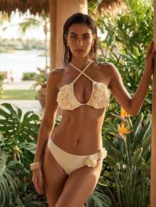 2022新款两件式比基尼套装，优雅米色，饰以玫瑰花图案，交叉系带比基尼泳衣套装，带可拆卸胸垫，女士夏季海滩泳池派对服装，理想的度假礼物 - 白色 - 查看 3