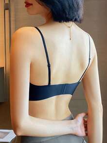 Sujetador inalámbrico cómodo, transpirable y sin costuras con estampado de letras negras para mujer - Negro - Ver 8