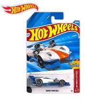 Hot Wheels 风火轮 2026G-H-D 系列套装 - 法拉利 SF90、招财猫卡车、奥迪 RS6 旅行车、奥斯汀 MINI、索伯 F1、Mach Speeder、1970 年福特、凯迪拉克、梅赛德斯-奔驰 CLA、跑车交通系列合金玩具车（男孩玩具） - 彩色 - 查看 52