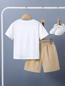Conjunto informal de camiseta de manga corta con cuello redondo y estampado de dibujos animados, y pantalones cortos para niño pequeño, adecuado para uso diario en verano - Blanco - Ver 3