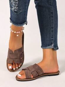 Ximi Ruo Sandal Selop Bentuk H Suede Cokelat untuk Wanita, Sandal Datar Ujung Bulat Retro, Sol Tebal dan Lembut, Sepatu Selop Kasual untuk Liburan Pantai, Cocok untuk Dipadukan dengan Gaun - Coklat - View 2
