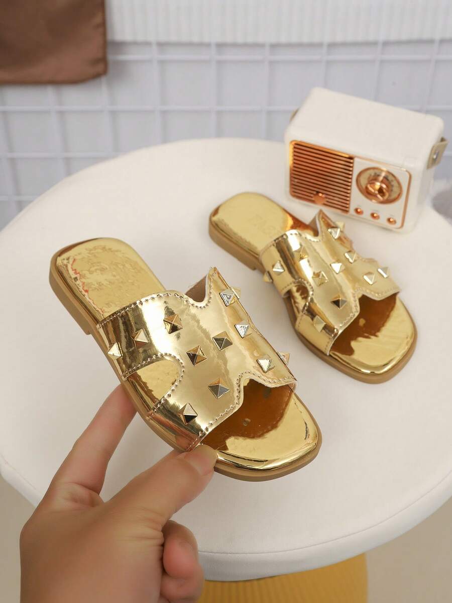 Dép lê unisex kiểu dáng giản dị mới năm 2026, thiết kế tối giản thanh lịch, thích hợp cho mùa hè.