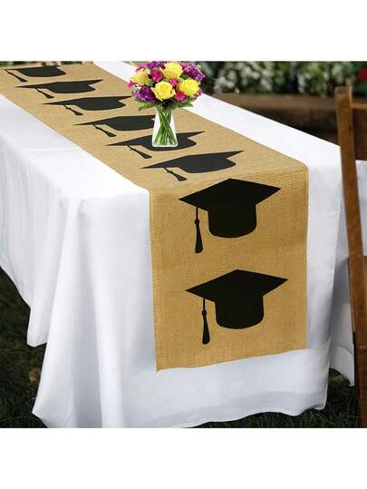 1 Khăn trải bàn bằng vải bố họa tiết mũ tốt nghiệp, trang trí tiệc tốt nghiệp, trang trí bàn tiệc gia đình mùa tốt nghiệp, chúc mừng lễ tốt nghiệp.