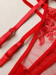 Conjunto de lencería de malla transparente bordada sexy para mujer, sujetador con aros y liguero de 3 piezas - Rojo - Ver 9