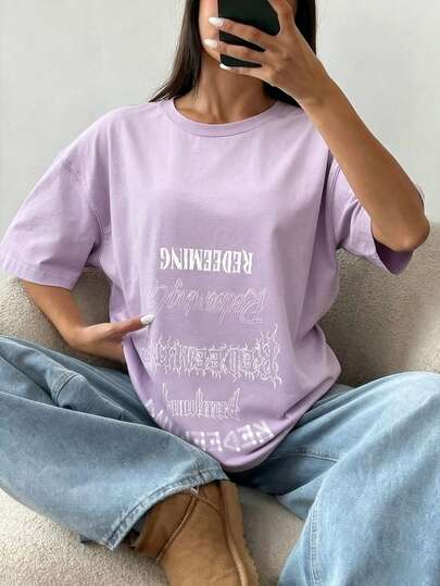 Women's Ribbed Color-Blocked 100% Cotton T-Shirt With Multi-Color Spray-Painted Distressed Design And Letter Print In Gray-Blue; Women's Ribbed Color-Blocked 100% Cotton T-Shirt With Unique Floral-Patterned Letters And Flame Design; New Spring/Summer Preppy-Style Women's Activewear; Drapey, Brushed, Soft, And Breathable Women's Short-Sleeve Top; Perfect For Valentine's Day Dates, Essential For Spring/Summer Beach Weddings, Birthday Parties, And Vacation Outings; Casual, Elegant, Slimming, Versatile For Commuting, Work, Business, Vacations, And Back-To-School Season; Street Style, Y2K, Dinners, Parties, Dates, Vacations, Beach, Home, And Travel; Unisex Styles; Couples' And Family Matching Outfits; Back-To-School Parties, Birthday Parties, Back-To-School Season, Valentine's Day; New Year's Clothing And Tops; Women's Tops; Spring/Summer Women's Tops With A Pure And Sensual Style,