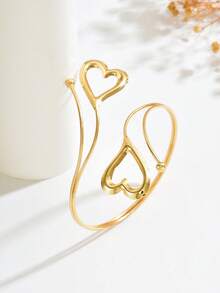 1pc Fashionable Unique Hollow 3D Heart Open Adjustable Metal Cuff Bracelet Suitable For Music Festivals, Dance Parties And Events (Heart Direction Random) - Gold - View 3