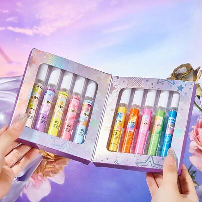 10支装（每支10毫升）香氛小样套装，精美无焰香薰盒，十种不同香型，欧洲畅销产品，小众持久留香，方便携带，适用于清新室内外空气，具有放松和提神醒脑的功效，高品质礼盒包装，是馈赠佳品。