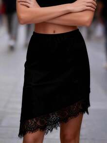 Falda midi de encaje satinado para mujer, elegante, de color liso, con dobladillo asimétrico, holgada, hasta la rodilla, para fiesta, trabajo, uso diario. - Negro - Ver 1