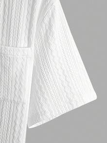 Áo sơ mi nam mùa hè cổ bẻ tay ngắn chất liệu vải dệt họa tiết, áo sơ mi nam kiểu dáng nghỉ mát cổ bẻ cài nút, áo sơ mi nam chất liệu vải dệt họa tiết tinh tế, áo sơ mi cổ bẻ tay ngắn tối giản thanh lịch dành cho công sở, áo sơ mi mùa hè đi biển cổ bẻ tay ngắn, thiết kế cổ áo giúp mở rộng vai, thoải mái đa năng phong cách đường phố mùa hè, trang phục thường ngày cho nam giới. - trắng - Xem 7