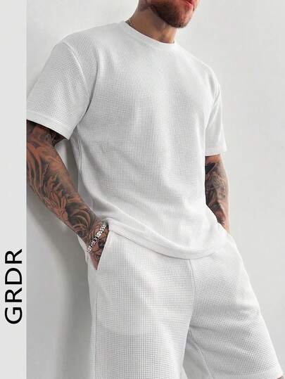 GRDR Conjunto de 2 piezas de verano retro tipo waffle, camiseta de cuello redondo de manga corta y pantalón corto con cordón en color blanco minimalista casual para hombre