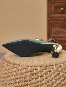 WHDXY Sandalias de punta puntiaguda sin respaldo de color verde menta para mujeres, tacones altos asimétricos con hebilla metálica, elegantes bombas para ir al trabajo y citas - verde menta - Ver 7