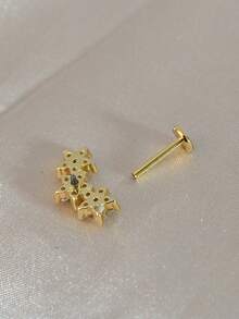 1件 18K镀金闪亮立方氧化锆不锈钢铜三花耳钉 平底水晶耳环 耳廓平底耳软骨耳钉 耳垂耳廓耳钉 耳洞顶部标准耳垂耳廓耳钉 螺丝耳钉 平底穿孔女士身体饰品 18G 8mm - 一件平底鋯石三朵花耳釘 - 查看 4