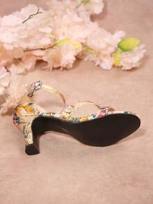 Giày cao gót mũi vuông một quai kiểu retro mùa hè 2026 mới, giày nữ thanh lịch cho kỳ nghỉ. - Nhiều màu - Xem 4