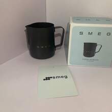 奶泡壶，带刻度的拉花奶壶，适合初学者的咖啡师风格奶泡壶，家用和咖啡馆均可使用 - 彩色 - 查看 2