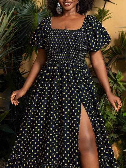 Faeriesty 大码优雅方领波点连衣裙，泡泡袖设计，高开衩，层叠荷叶边下摆，适合婚礼宾客、伴娘伴郎、订婚派对、正式晚宴、专业摄影等场合。