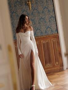 Vintage-Elegant Off-The-Shoulder Long Sleeve Pearl-Accented Satin Wedding Dress With High Side Slit & Detachable Train, Wedding Dresses For Bride, Elegant And Comfortable, Includes Plus Sizes, Bridal Gown, Formal Dresses For Women, Suitable For Wedding, Party, Vacation, Bride, Formal Occasions, Dinner Dress, Prom Dress, After-Party Dress, Homecoming Dress, Cocktail Party, Birthday Party, Celebration, Gala, Festival, Ceremony - trắng - Xem 6