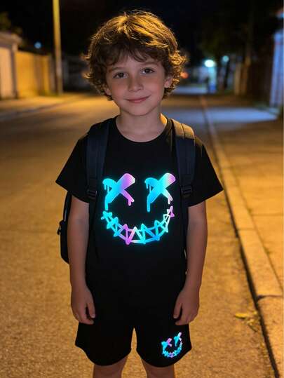 2pcs/Set Boys Funny Face Print Casual Short Sleeve T-Shirt And Shorts Set, Summer