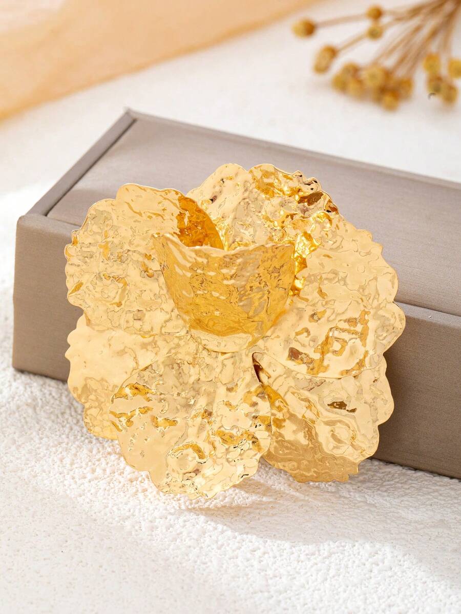 1 Pc French Retro Gold Foil Flower Brooch | Elegant Banquet Jewelry - Gold - View 1