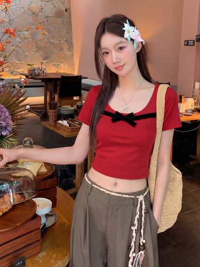 春夏新款韩版方领甜美可爱优雅度假针织短袖上衣，女士夏季蝴蝶结百搭显瘦T恤，甜美约会法式优雅浪漫度假上衣