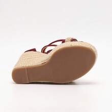 Sandal đế xuồng cao gót chống thấm nước màu đỏ tía thanh lịch, thoải mái, nhẹ nhàng và thời trang dành cho nữ, thích hợp cho kỳ nghỉ. - Màu Đỏ Sâu - Xem 4