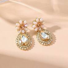 1 par de pendientes colgantes de cristal con flores elegantes, adecuados para uso diario, fiestas y bodas, hechos a mano con variaciones en forma, color y colocación del patrón floral - Champán - Ver 4