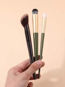 Bộ 3 cọ trang điểm màu xanh quân đội gồm cọ che khuyết điểm và cọ nền, cán mạ ngọc trai, cọ vát, cọ tròn, cọ tạo khối, dụng cụ trang điểm cho người mới bắt đầu và chuyên nghiệp, dùng trong gia đình, ngoài trời, unisex. - xanh quân đội - Xem 8