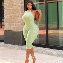 2026 Women's New Solid Color Sexy And Elegant High Neck Backless Seven Part Tight Jumpsuit - màu xanh lá - Xem 3