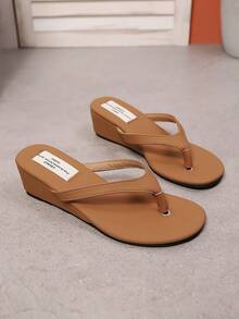 Cross-Border Elegant Wedge Slide Sandals, Women Low Heel Beach Flip Flops, Vacation Thong Slippers - Camel - View 6