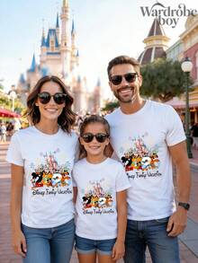 Disney 1PC Authorized Cartoon Short Sleeved T-Shirt, Cartoon Pattern Parent-Child Printed T-Shirt, Very Suitable For Family Travel And Vacation. This Is A New 2026 Short Sleeved T-Shirt, An Ideal Choice For Mother's Day, Suitable For Both Men And Women. Made Of High-Quality Pure Cotton, Comfortable And Breathable. Exquisite Design Is The Preferred Gift - 女士 - 查看 1