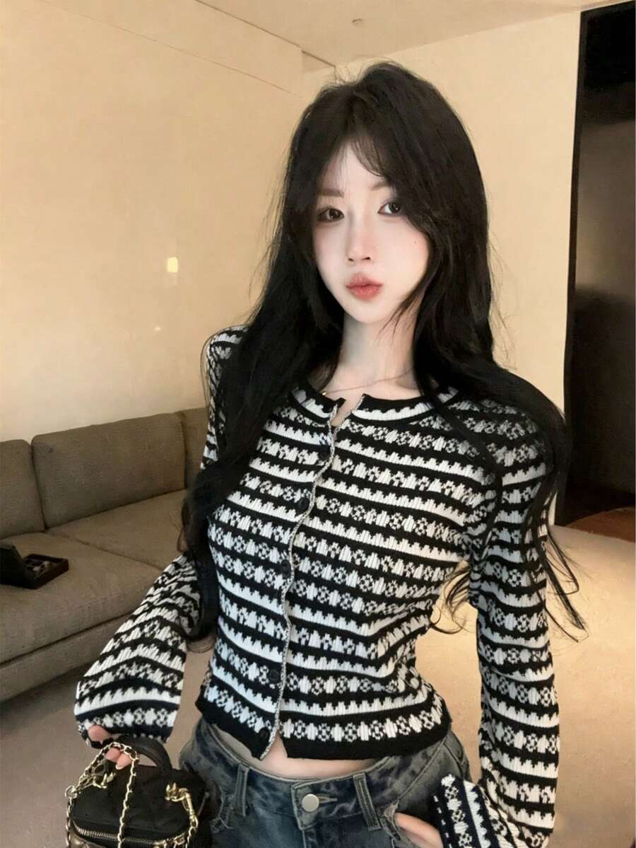 Áo khoác cardigan dệt kim cổ tròn, ôm dáng, phối sọc tương phản, màu đen, thích hợp cho mùa xuân. - màu đen - Xem 1