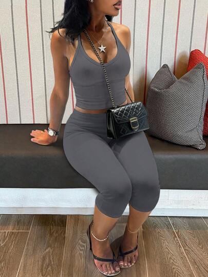 LovelyWholesale Women's Casual V-Neck Knit Vest Paired With Slim Fit Capri Pants Set, Solid Color Summer 2-Piece Outfit