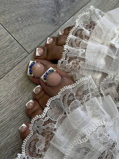 French-Style Medium-Sized Square Press-On Toenail Stickers, 24-Piece DIY Set. Features A Nude-Pink Base With Contrasting White French Tips And Red And Blue Rhinestone Accents. These Elegant, Slightly Luxurious Toenail Stickers Are Perfect For Weddings, Parties, And Everyday Wear. They Are Removable And Reusable Press-On Toenail Stickers.