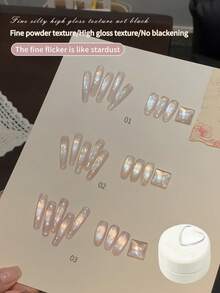 Ennishi Berlin Snowfall 猫眼甲油胶 2026 新品 | 金粉缎面玻璃珠猫眼效果，UV/LED 可卸甲油胶 1支/3支装 - 彩色 - 查看 2