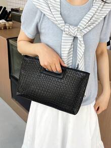 2026 New Fashion Women's Handbag, Minimalist Tote Bag, Spring Season Crossbody Chain Shoulder Bag, Elegant Evening Clutch, Unique Texture Ladies Bag - Black - View 4