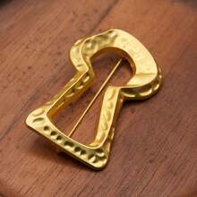 1pc Women's Fashion Chic Metal Brooch - Irregular Hollow Texture Design (Gold/Silver Two-Tone) Fashion Decorative Pin, Suitable For Daily Wear, Parties, Coats, And Dress Matching - A - View 7