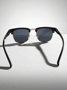 1 Pair Of Men's Browline , Half Frame, Black, Gold Metal, Smoke Lens, Summer Casual. - 黑色和金色 - 查看 4