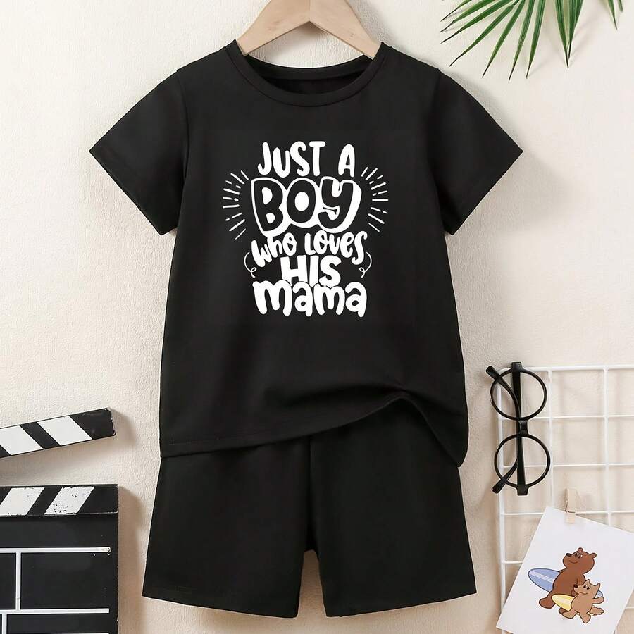 ONLY 1 Pc THIRT "Just A Boy Who Loves His Mama" Boys' Summer - Breathable Cotton T-Shirt, Casual Athletic Fit, Ideal Gift For Mother's Day, Perfect For Outdoor Play, Boy Clothes, Perfect For Outdoor Mother's Day Boys And Girls T-Shirt & Suitable For Children Aged 6-12