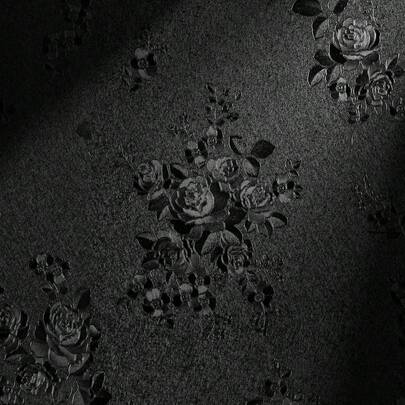 1卷黑色自粘墙纸，黑色花卉压纹自粘接触纸，适用于卧室、客厅、浴室、厨房墙面装饰，尺寸为17.7英寸 x 393.7/196.8/118.1/39.3英寸，可移除纹理花卉墙纸，自粘加厚，可用于台面、橱柜等家居装饰，乙烯基墙纸卷。