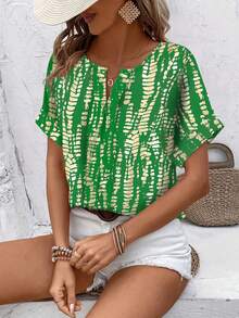 Women's Summer Casual V-Neck Short Sleeve Printed Shirt, American Vintage Texture Print Shirt, Vacation Style Flattering Versatile Design - Green - View 4